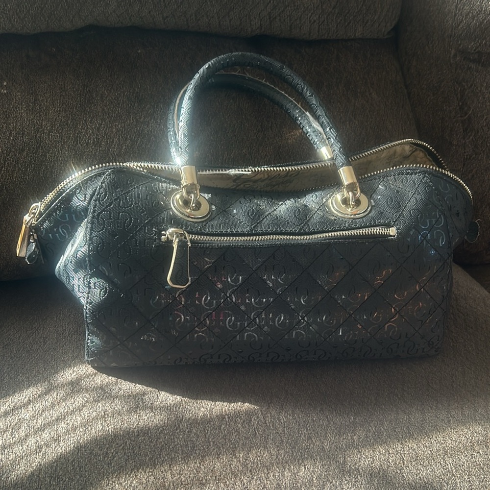GUESS Handbag - Picture 7 of 8